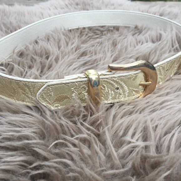 Vintage faux leather floral gold belt - size M/L - Picture 3 of 8